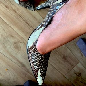 Preview International Alisa Leather Snake Print  Women's Pumps 7.5 M ~ NWOT